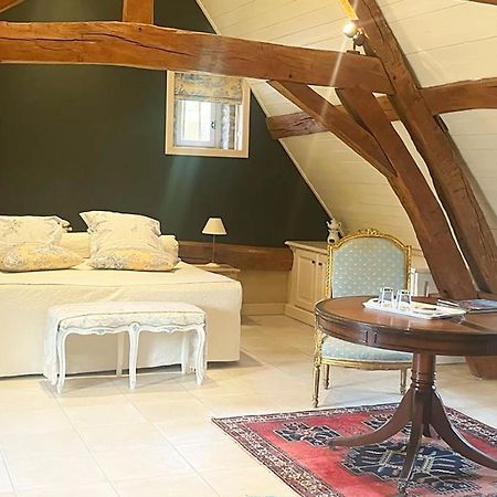 La Rocheliere Bed & Breakfast Bresse-sur-Grosne ภายนอก รูปภาพ
